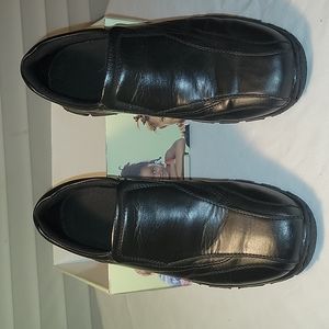 Boys leather dress shoes